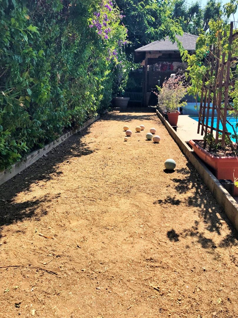 3937 Bucknall Road Campbell, CA 95008 - Photo 7 of 15 Gallery Image 7