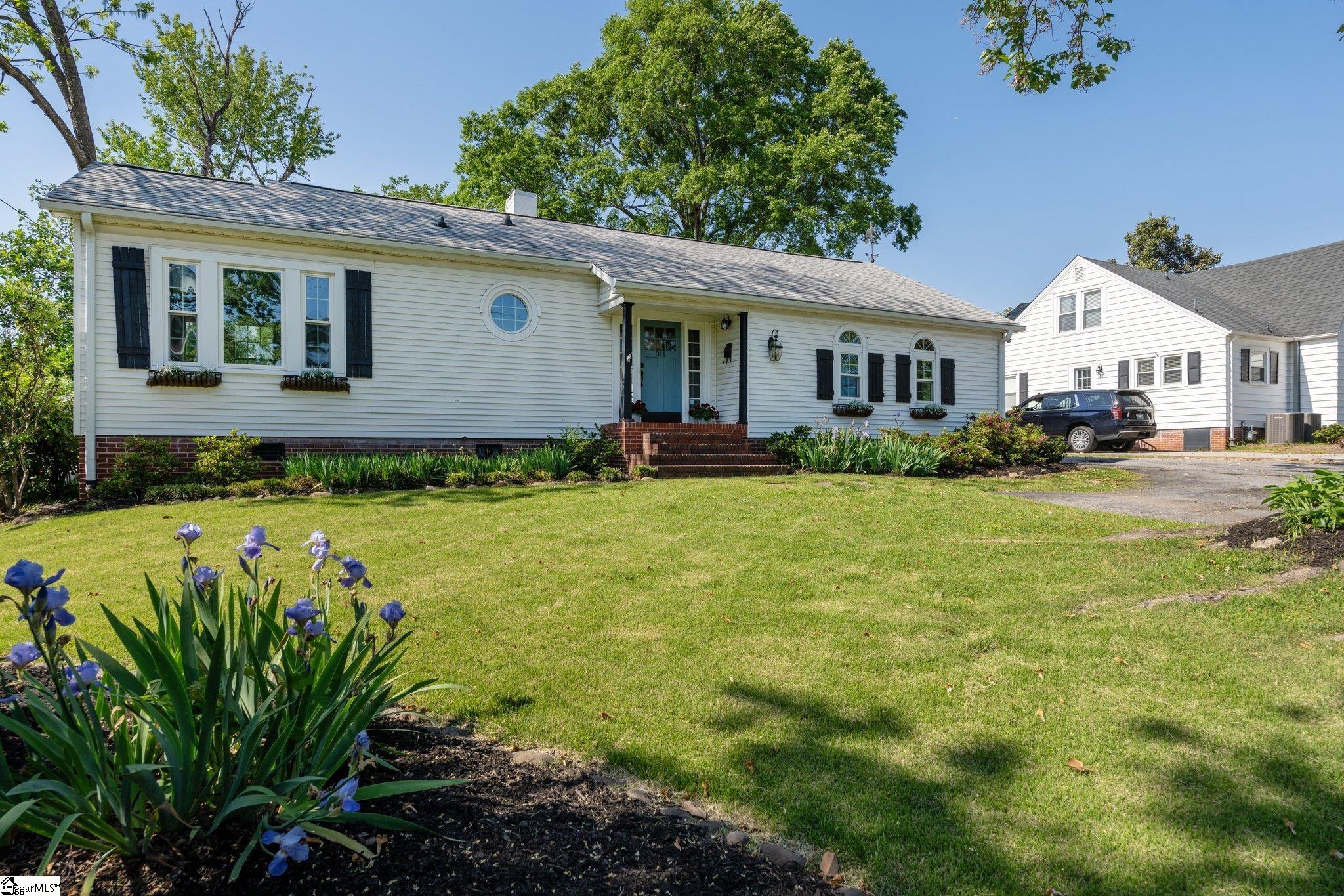 311 East Faris Road Greenville, SC 29605 - Photo 2 of 39 Gallery Image 2
