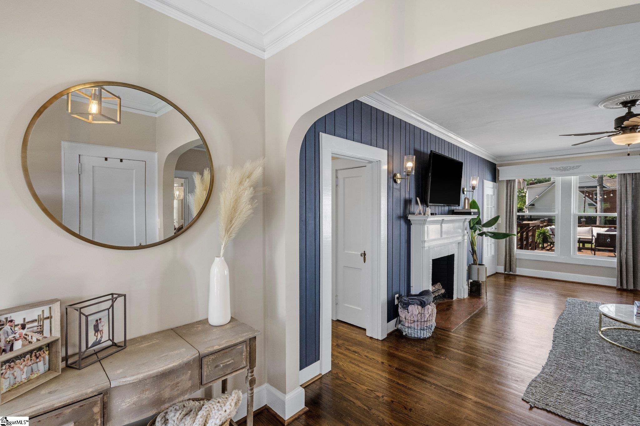 311 East Faris Road Greenville, SC 29605 - Photo 6 of 39 Gallery Image 6
