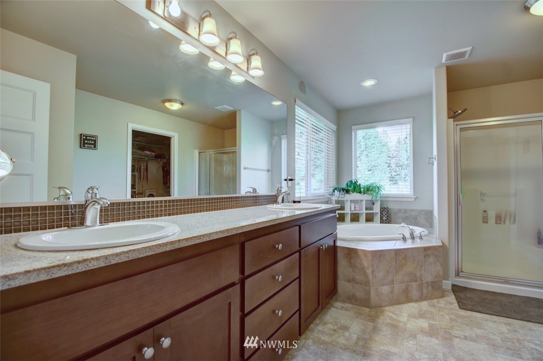 4637 Rosa Court Lacey, WA 98503 - Photo 22 of 33