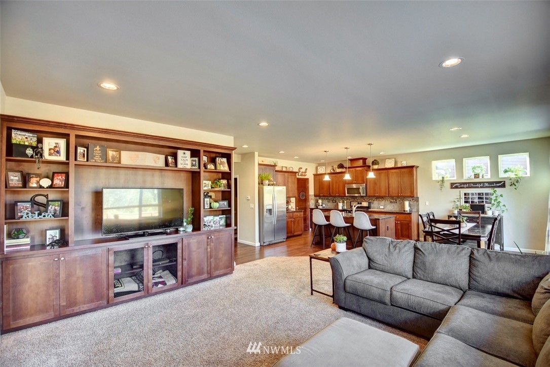 4637 Rosa Court Lacey, WA 98503 - Photo 4 of 33