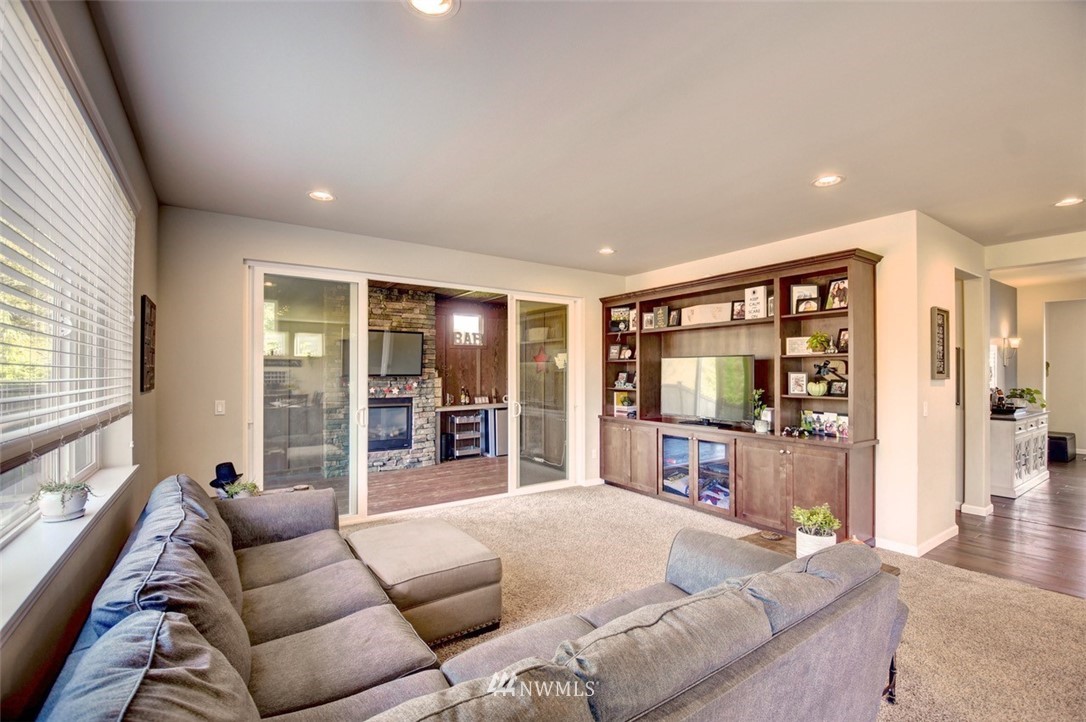 4637 Rosa Court Lacey, WA 98503 - Photo 6 of 33