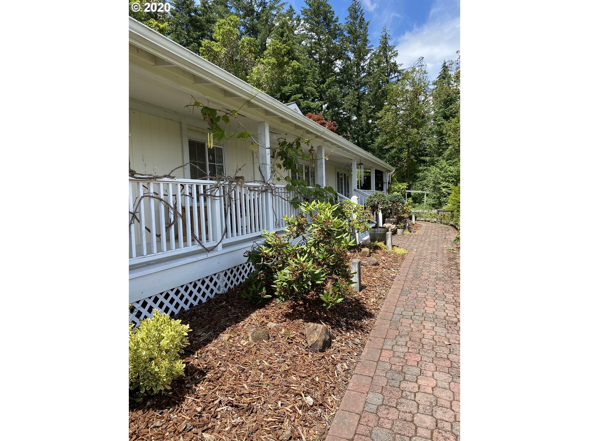 83216 Mickelson Road Creswell, OR 97426 - Photo 1 of 31 Gallery Image 1
