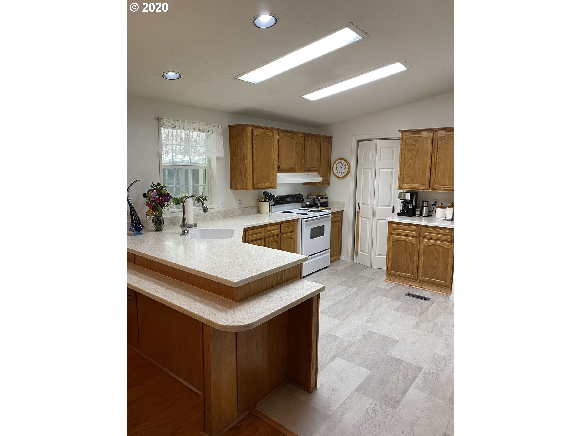 83216 Mickelson Road Creswell, OR 97426 - Photo 15 of 31 Gallery Image 15