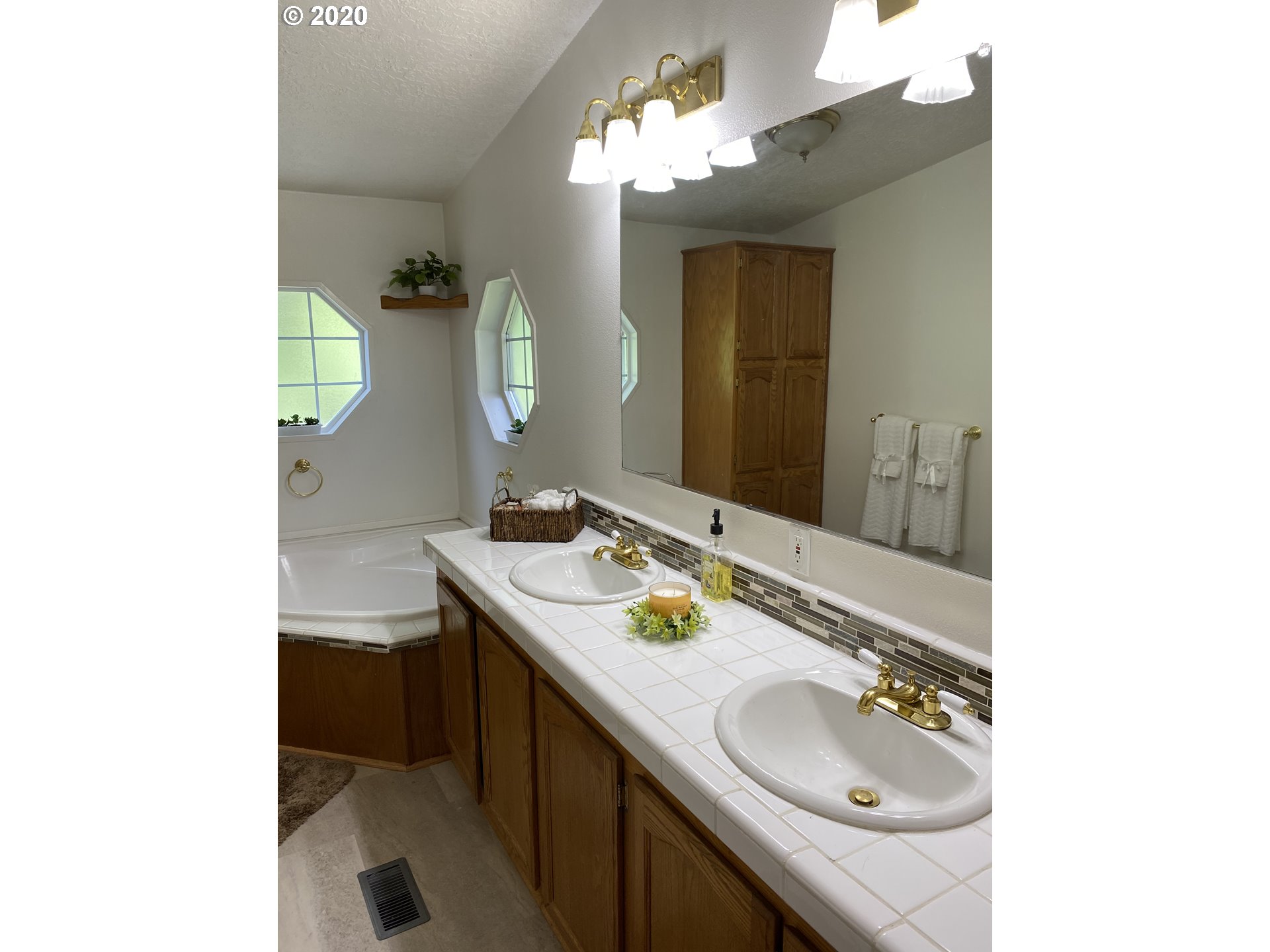 83216 Mickelson Road Creswell, OR 97426 - Photo 18 of 31 Gallery Image 18