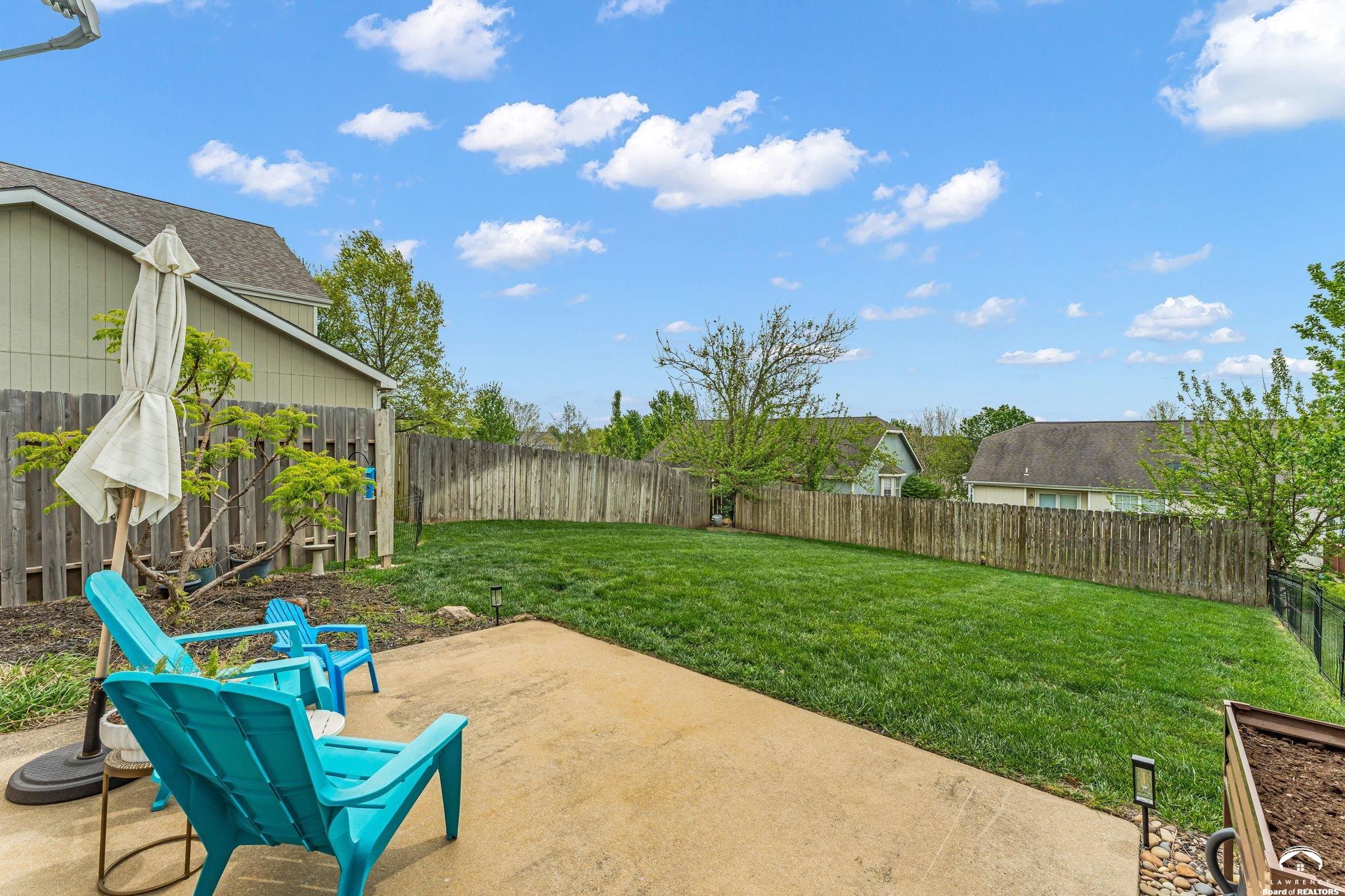 4925 Stoneback Place Lawrence, KS 66047 - Photo 33 of 37