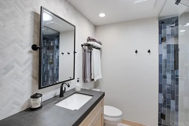 $899,000 | 4590 Salem Place, Carlsbad, CA 92010