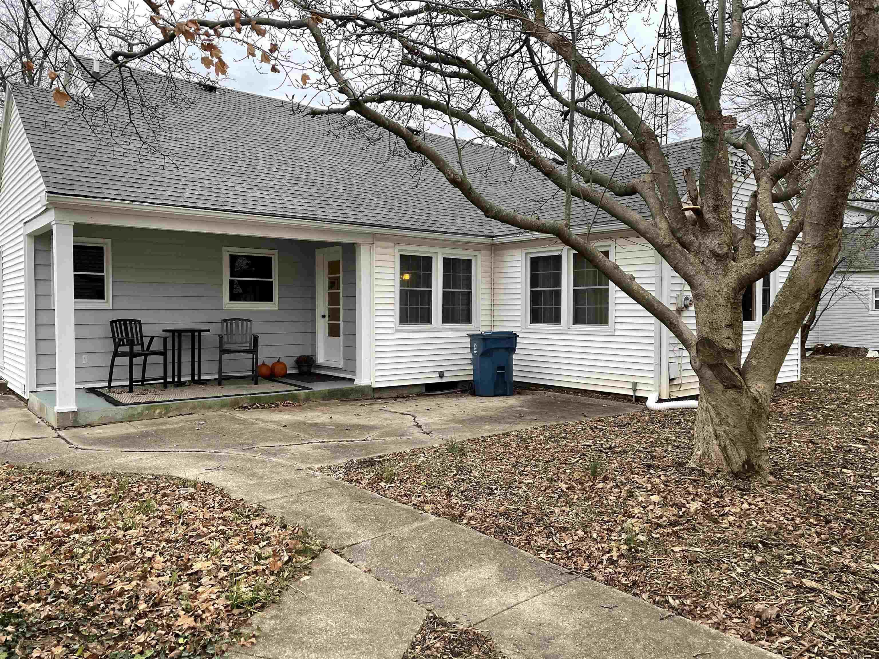 310 North 4th Street Decatur, IN 46733 - Photo 4 of 27