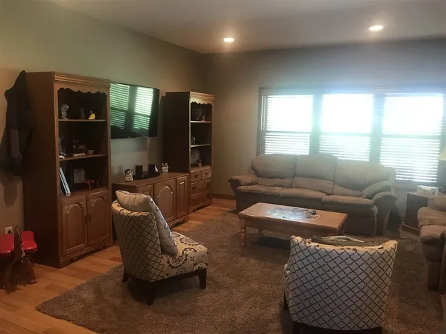 $649,900 | 1107 Twin Harbor Drive, Winneconne, WI 54986