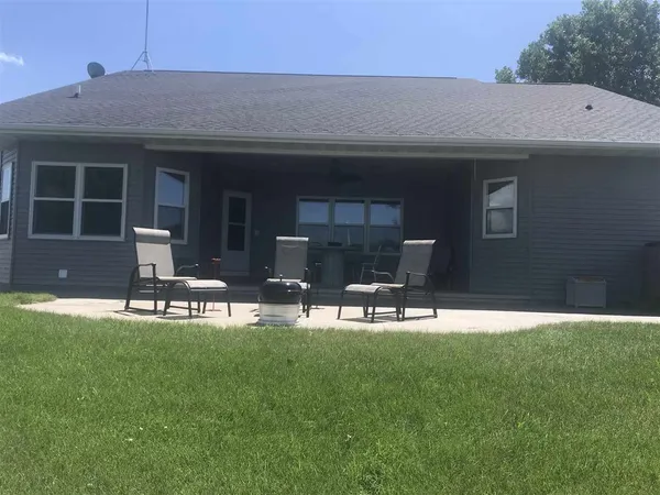 $649,900 | 1107 Twin Harbor Drive, Winneconne, WI 54986