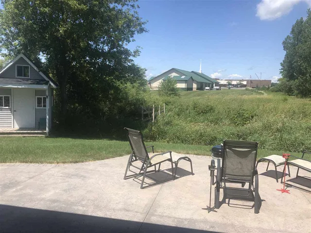 $649,900 | 1107 Twin Harbor Drive, Winneconne, WI 54986