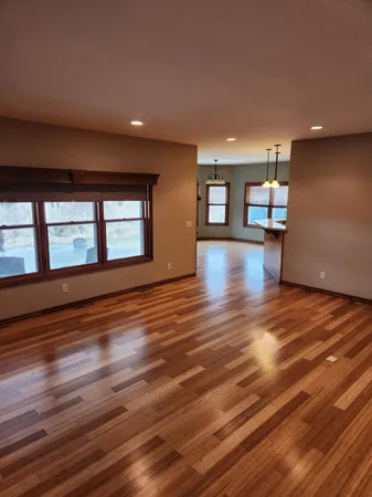 $649,900 | 1107 Twin Harbor Drive, Winneconne, WI 54986