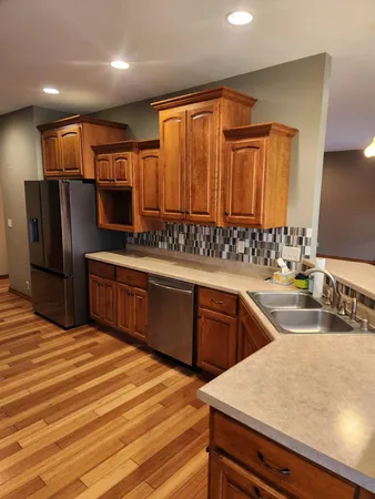 $649,900 | 1107 Twin Harbor Drive, Winneconne, WI 54986