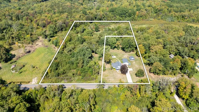 $675,000 | 6541 145th Avenue, Holland, MI 49423