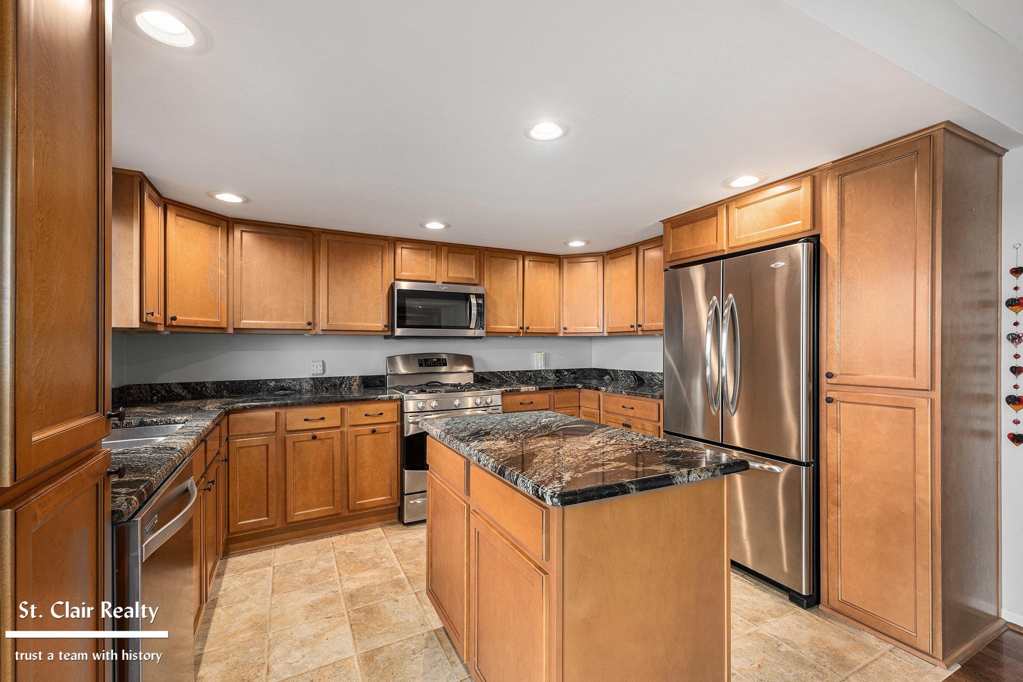 2516 River Road Marysville, MI 48040 - Photo 17 of 34