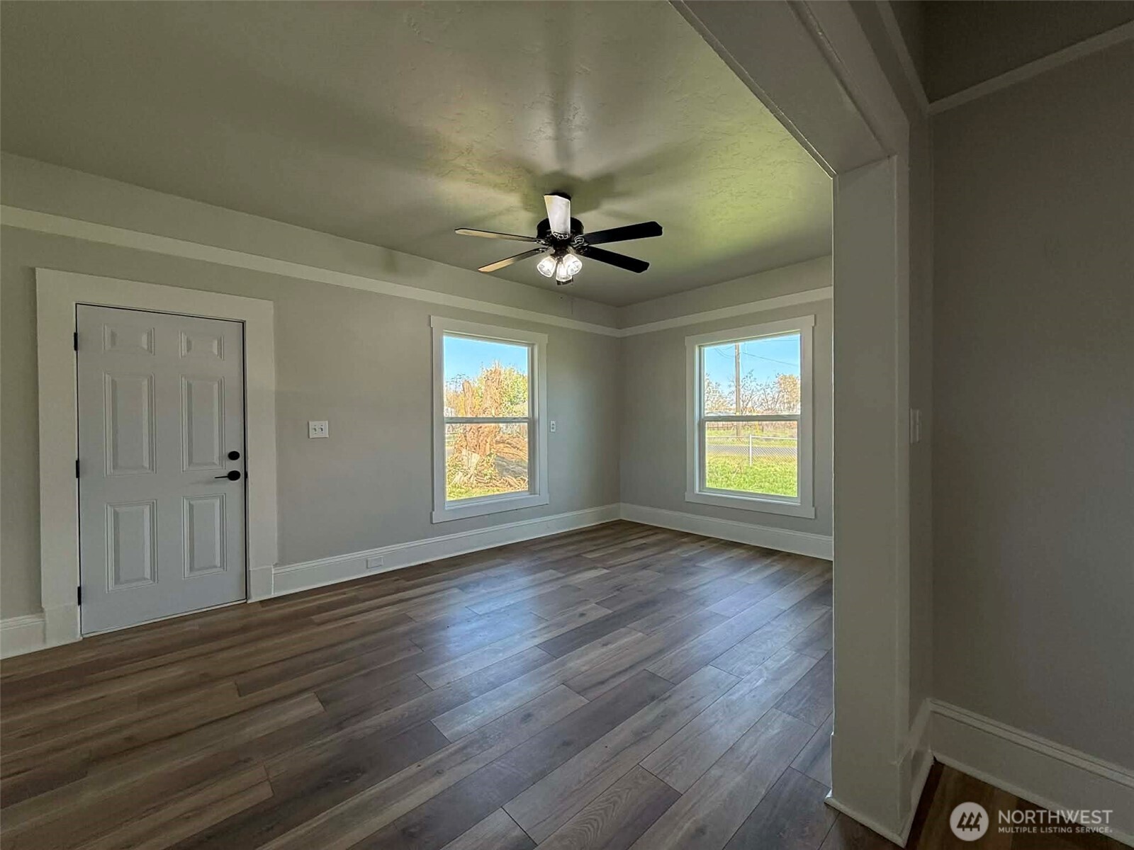 7 Second Street Touchet, WA 99360 - Photo 2 of 12