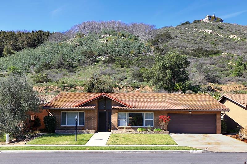 3235 Vía Altamira Fallbrook, CA 92028 - Photo 1 of 25 Gallery Image 1
