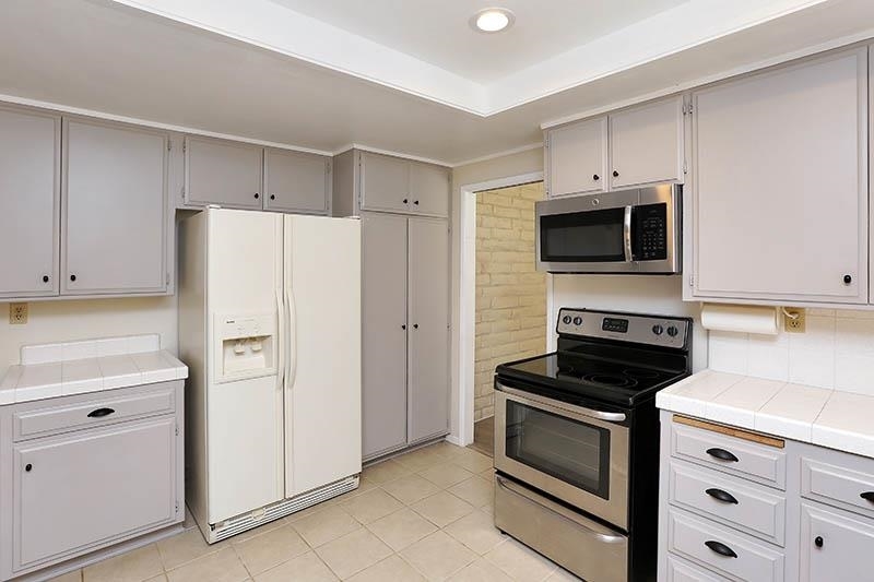 3235 Vía Altamira Fallbrook, CA 92028 - Photo 14 of 25 Gallery Image 14