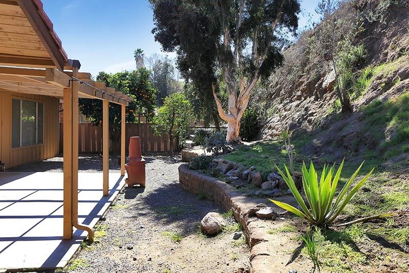3235 Vía Altamira Fallbrook, CA 92028 - Photo 21 of 25 Gallery Image 21