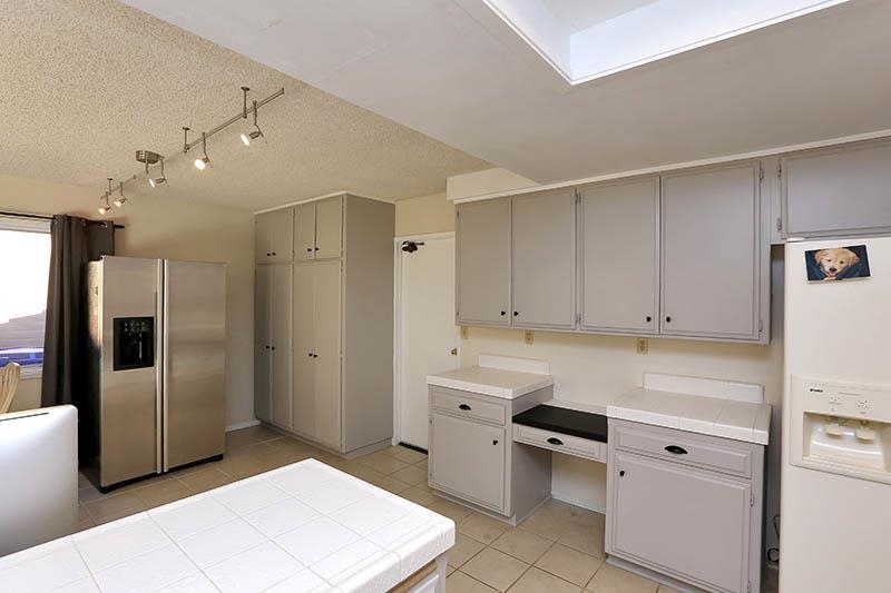 3235 Vía Altamira Fallbrook, CA 92028 - Photo 4 of 25 Gallery Image 4