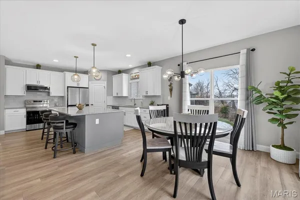$570,000 | 5 Challenger Court, O'Fallon, MO 63366