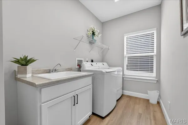 $570,000 | 5 Challenger Court, O'Fallon, MO 63366