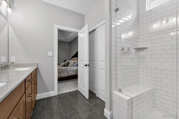$570,000 | 5 Challenger Court, O'Fallon, MO 63366