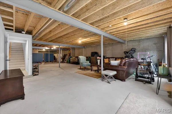 $570,000 | 5 Challenger Court, O'Fallon, MO 63366