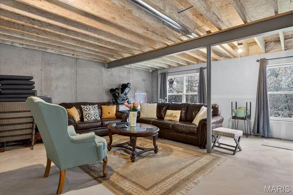 $570,000 | 5 Challenger Court, O'Fallon, MO 63366