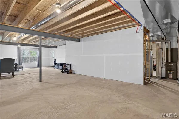 $570,000 | 5 Challenger Court, O'Fallon, MO 63366