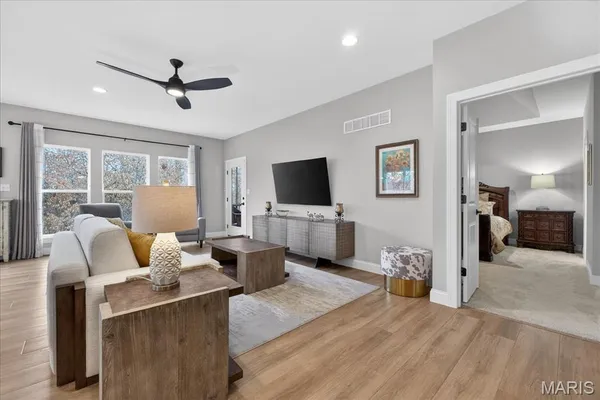 $570,000 | 5 Challenger Court, O'Fallon, MO 63366