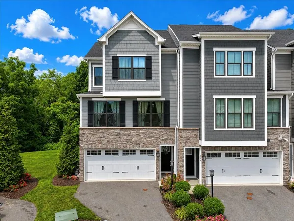 $525,000 | 180 Laurel Pl Lane, Pittsburgh, PA 15241