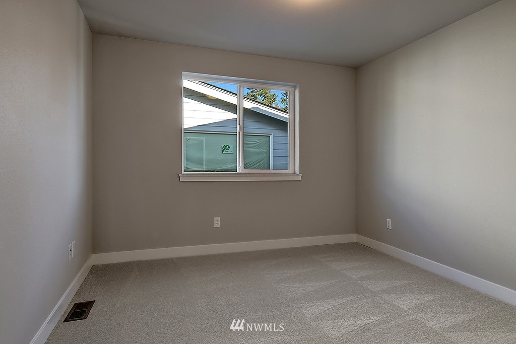 23405 26th Avenue Southeast Bothell, WA 98021 - Photo 18 of 21