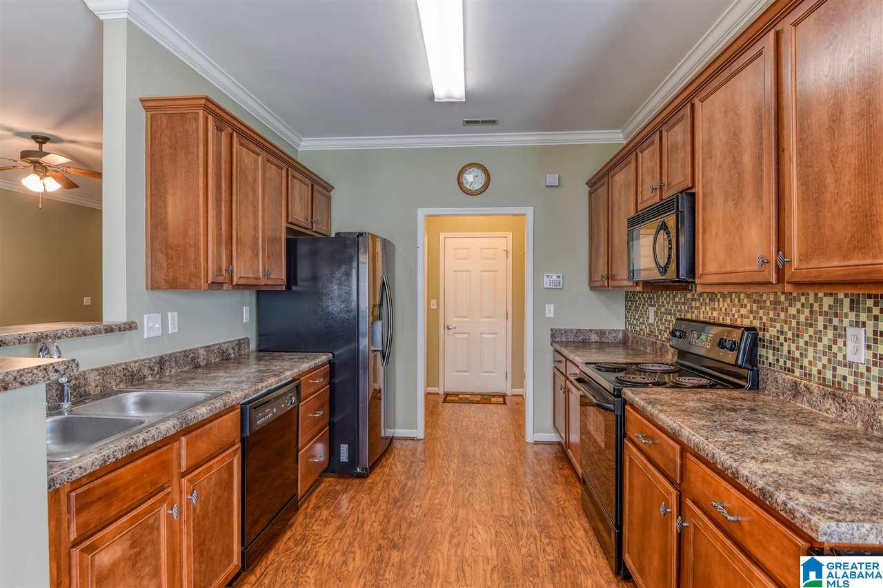 404 Summit Way Fultondale, AL 35068 - Photo 11 of 45