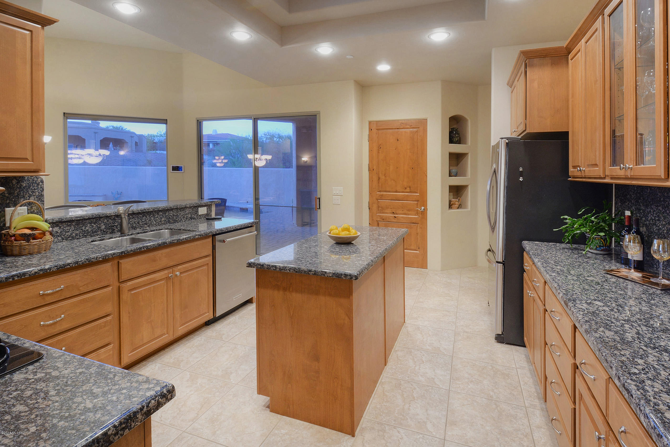 736 West Sedona Ridge Place Oro Valley, AZ 85755 - Photo 18 of 30