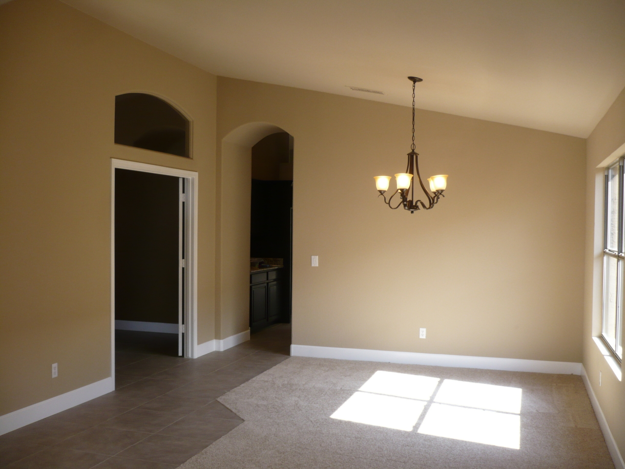 4708 East Swilling Road Phoenix, AZ 85050 - Photo 3 of 25 Dining Rm