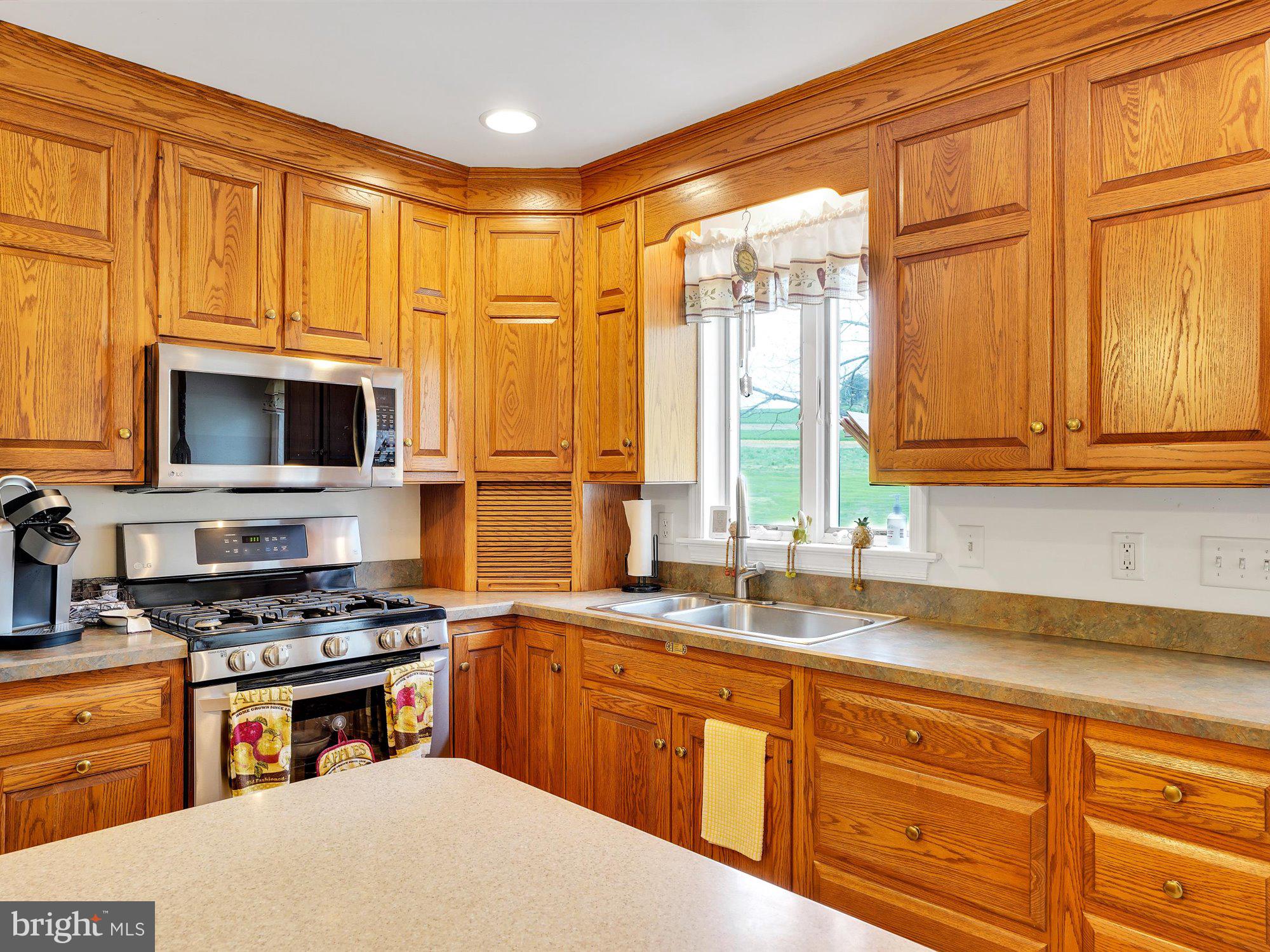 110 Quarry Road, Unit A&B Peach Bottom, PA 17563 - Photo 8 of 41