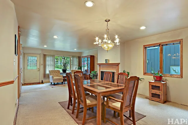 $469,900 | 144 Oakwood Drive, Antioch, IL 60002