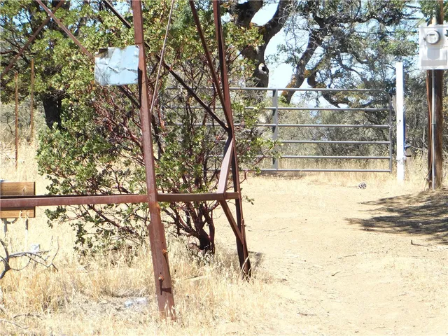 $105,000 | 997 Watertrough Road, Clearlake Oaks, CA 95423