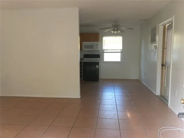 $1,599 | 815 Margo Street, Tarpon Springs, FL 34689