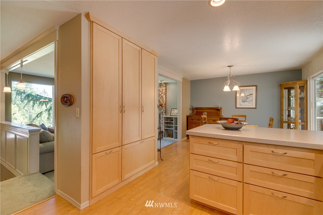 19926 13th Drive Southeast Bothell, WA 98012 - Photo 11 of 25 Gallery Image 11