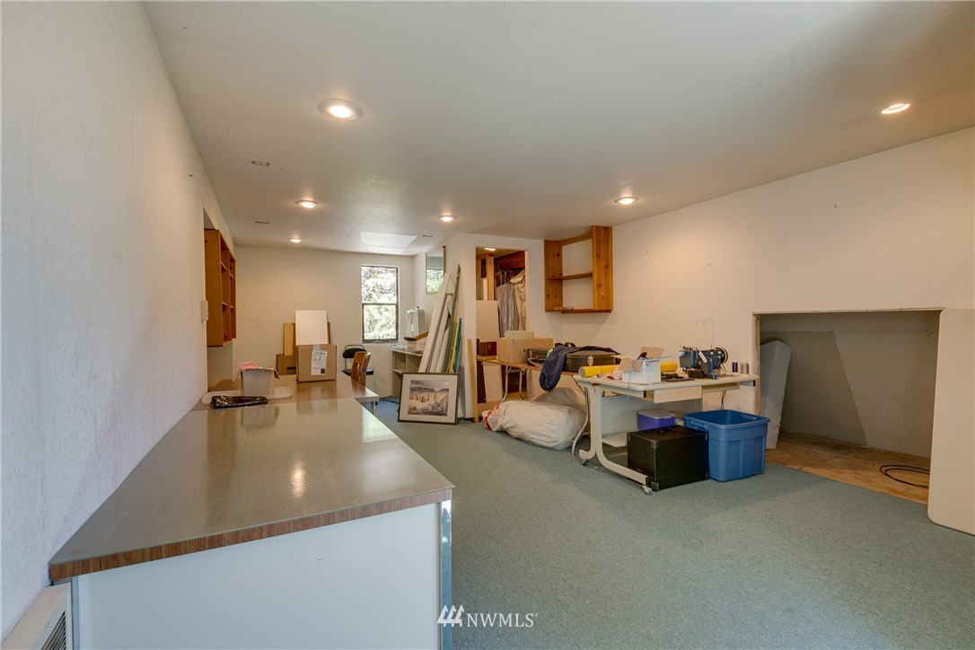 19926 13th Drive Southeast Bothell, WA 98012 - Photo 22 of 25 Gallery Image 22