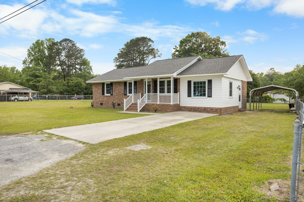 723 Barnwell Street Manning, SC 29102 - Photo 2 of 27 Gallery Image 2