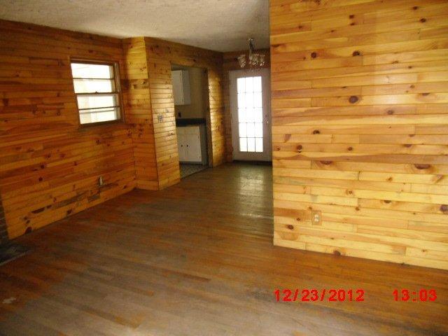 1908 Rich Patch Road Covington, VA 24426 - Photo 5 of 9 4