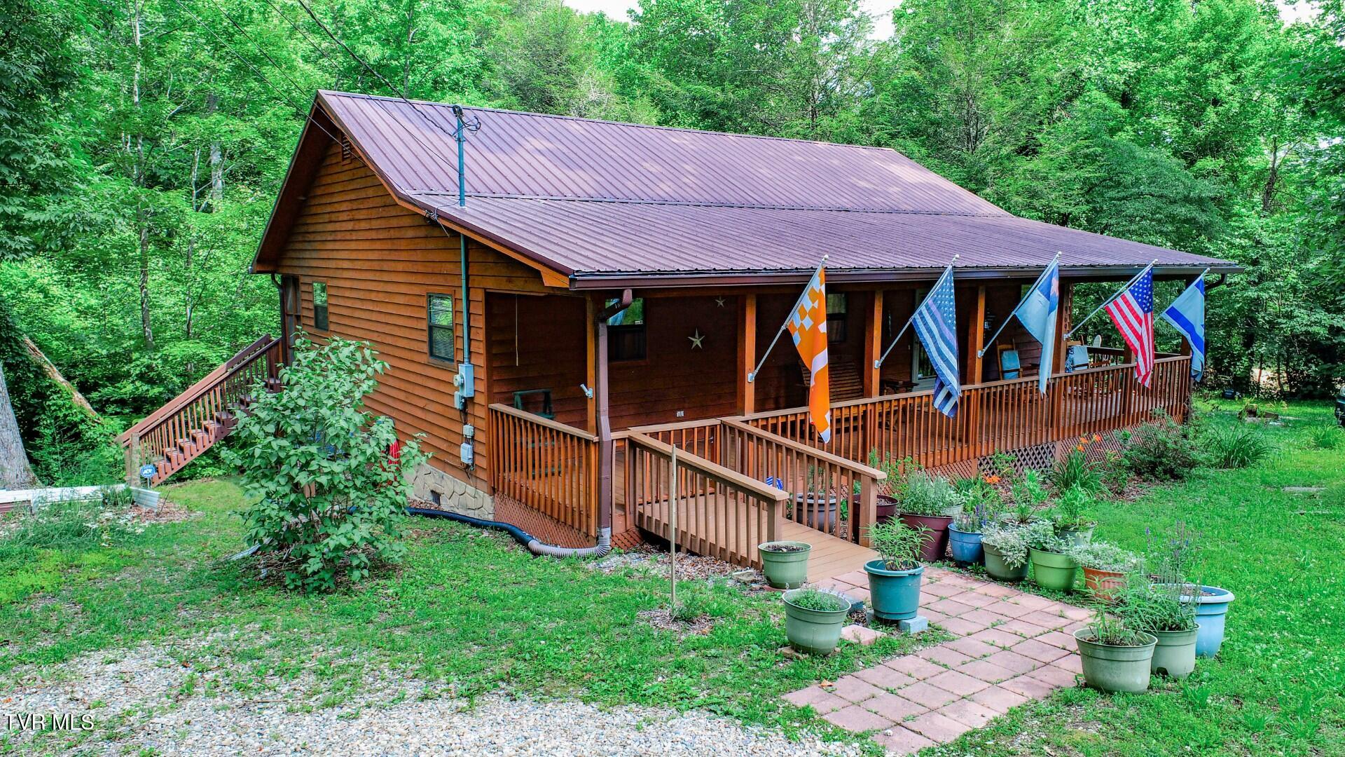 969 Carson Springs Road Newport, TN 37821 - Photo 4 of 35 4