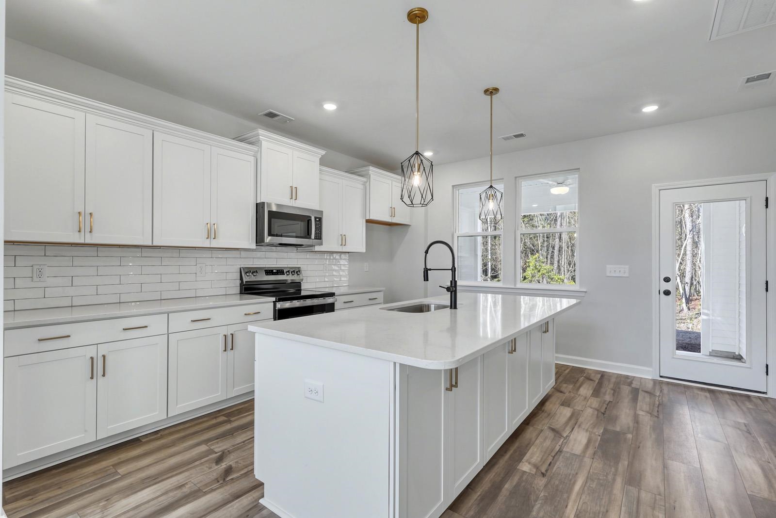 240 Layla Way, Unit 202 Murrells Inlet, SC 29576 - Photo 6 of 36 Gallery Image 6