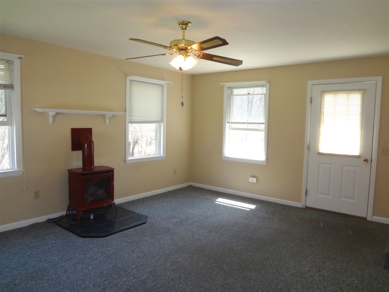 153 Mile Hill Road Belmont, NH 03220 - Photo 26 of 33 Gallery Image 26