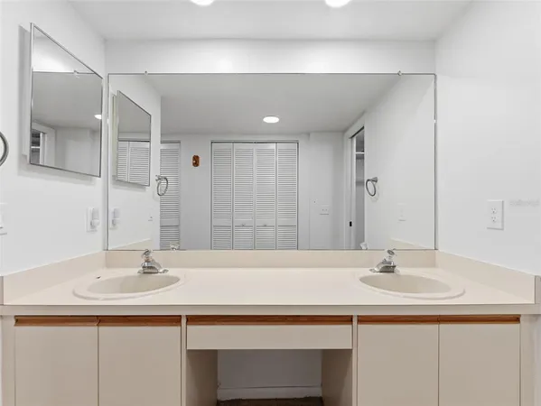 $349,900 | 2055 Arbor Drive, Clearwater, FL 33760