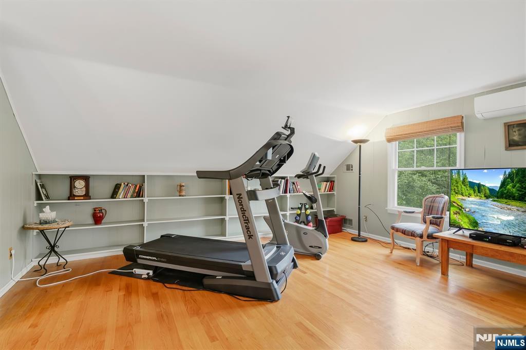 580 Ridge Road River Vale, NJ 07675 - Photo 29 of 46 Gallery Image 29