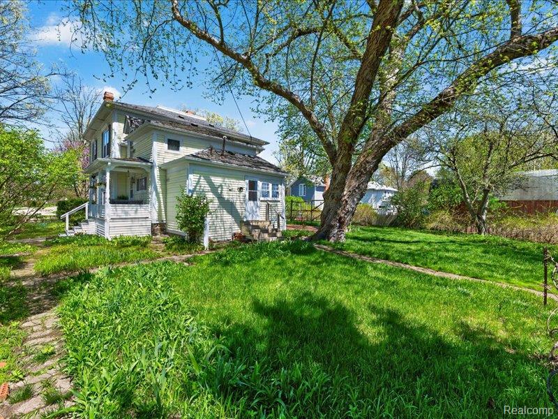 403 Lake Street Howell, MI 48843 - Photo 55 of 71
